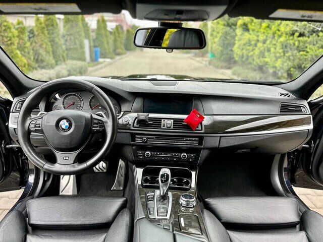 Срочная продажа авто BMW 5 Series 535i xDrive фото 6