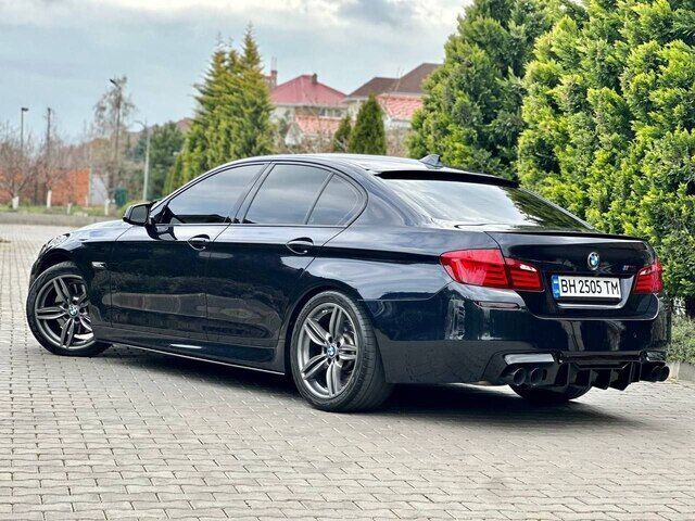 Срочная продажа авто BMW 5 Series 535i xDrive фото 3