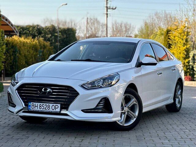 Срочная продажа авто Hyundai Sonata фото 6