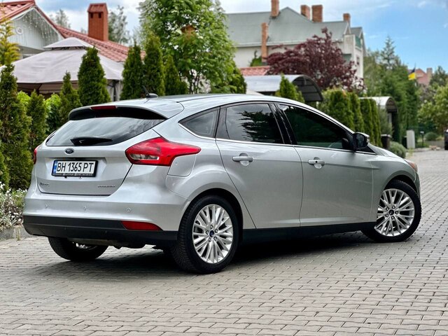 Срочная продажа авто Ford Focus фото 2