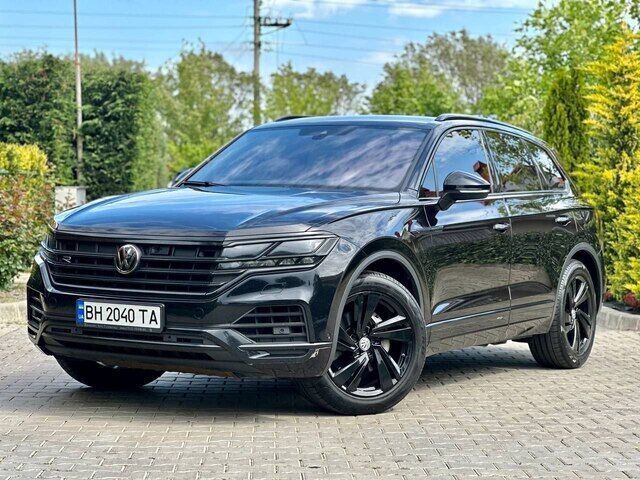 Срочная продажа авто Volkswagen Touareg фото 5