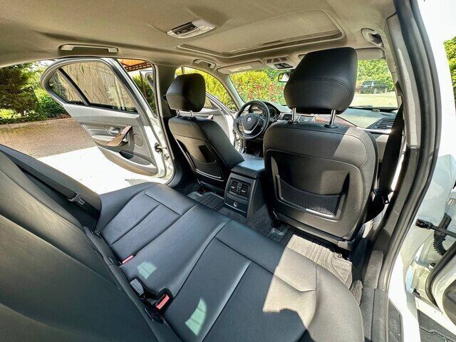 Срочная продажа авто BMW F30 328i фото 2