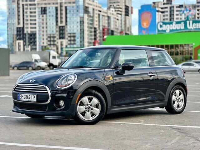 Срочная продажа авто Mini Hatch фото 4