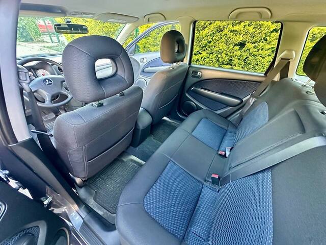 Срочная продажа авто Mitsubishi Outlander фото 4