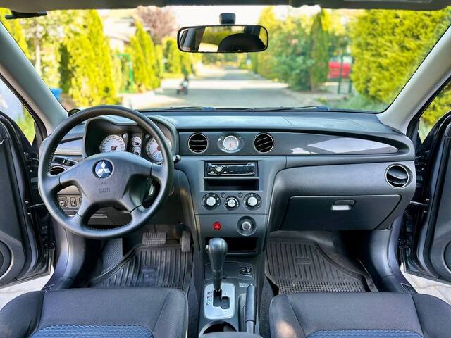 Срочная продажа авто Mitsubishi Outlander фото 2