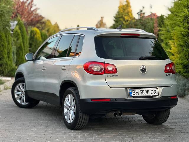 Срочная продажа авто Volkswagen Tiguan фото 3