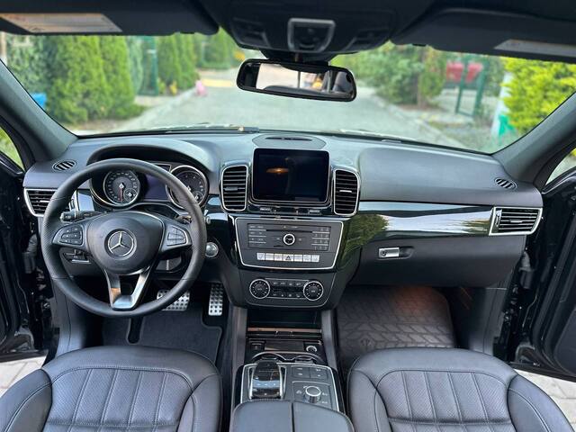 Срочная продажа авто Mercedes-Benz GLE 400 фото 5