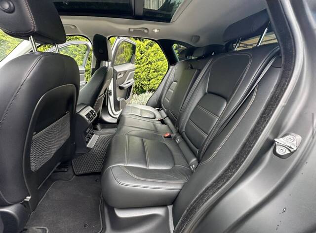 Срочная продажа авто Jaguar F-Pace фото 3