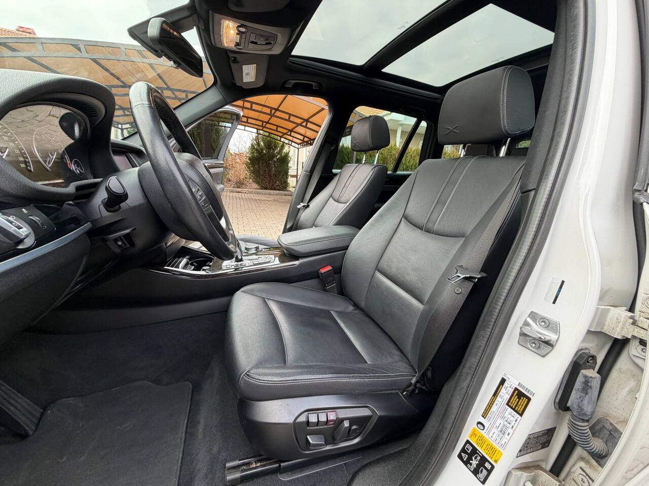 Срочная продажа авто BMW X3 фото 6