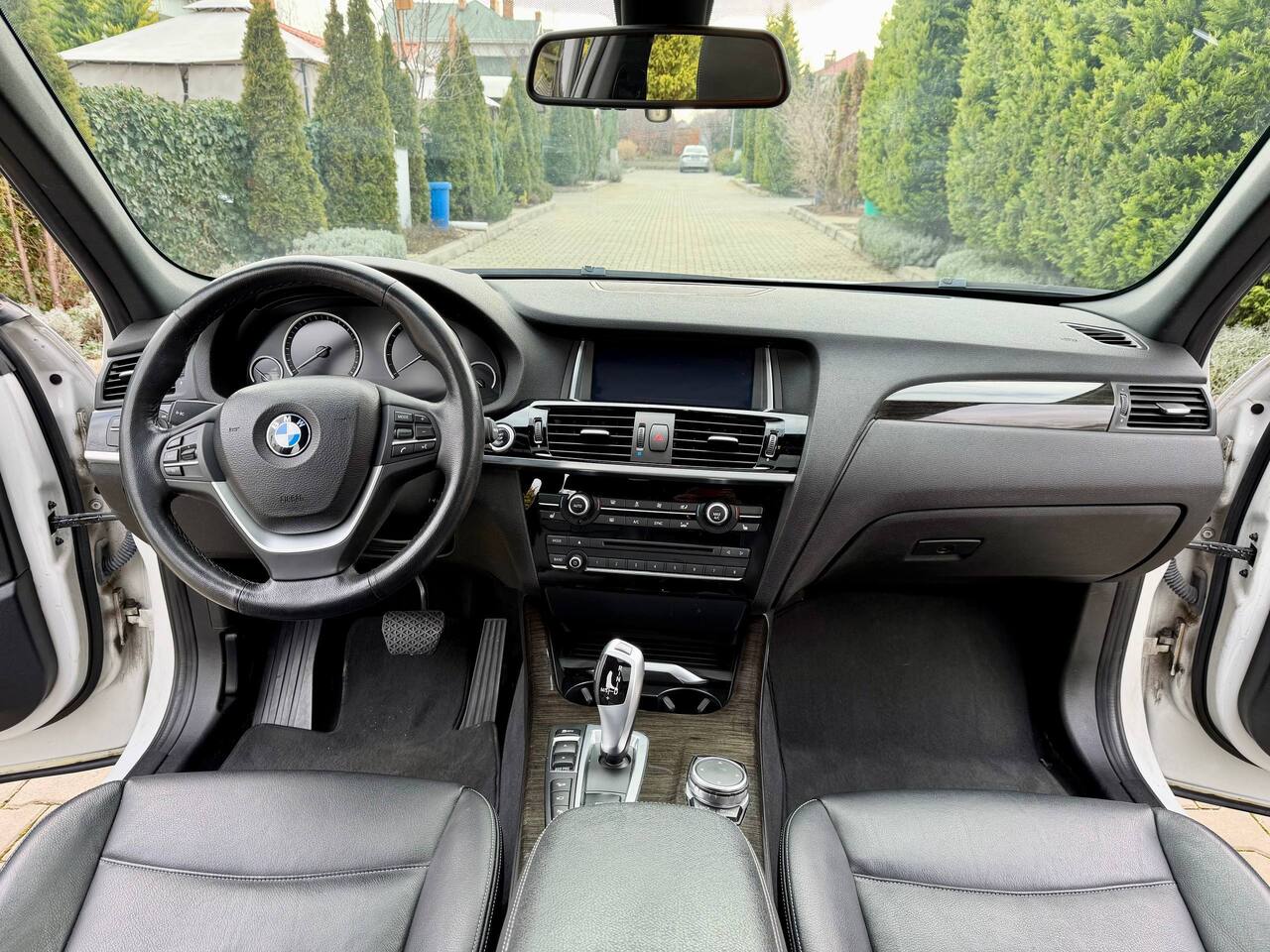 Срочная продажа авто BMW X3 фото 2