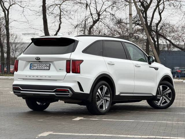 Срочная продажа авто Kia Sorento фото 3