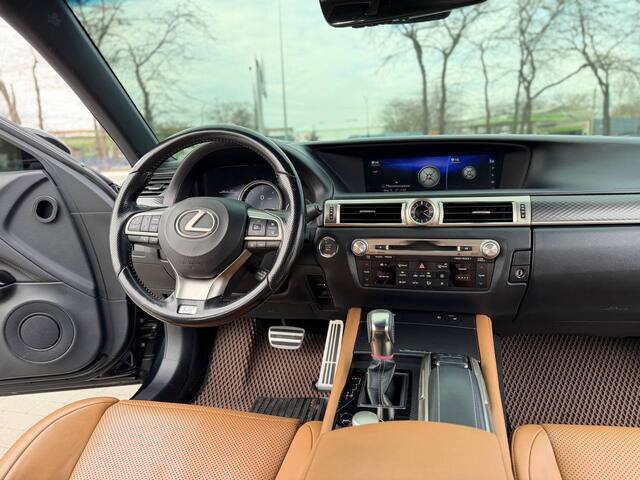 Срочная продажа авто Lexus GS фото 4