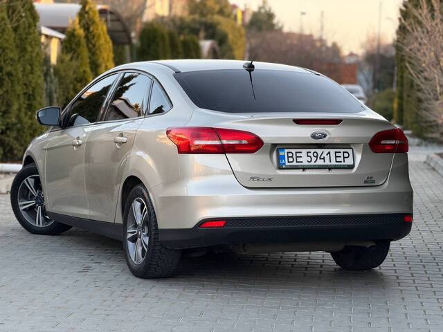 Срочная продажа авто Ford Focus фото 7