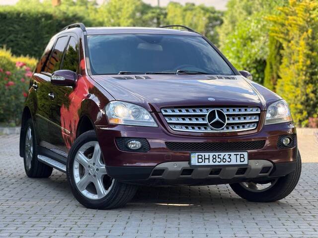 Срочная продажа авто Mercedes-Benz ML фото 2