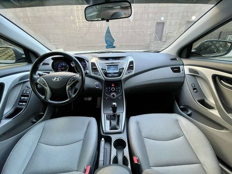 Срочная продажа авто Hyundai Elantra фото 14