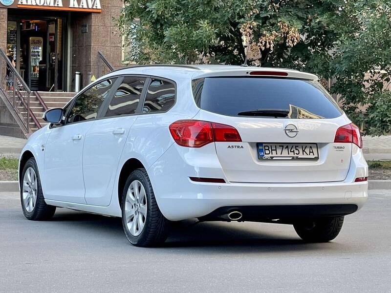 Срочная продажа авто Opel Astra фото 6