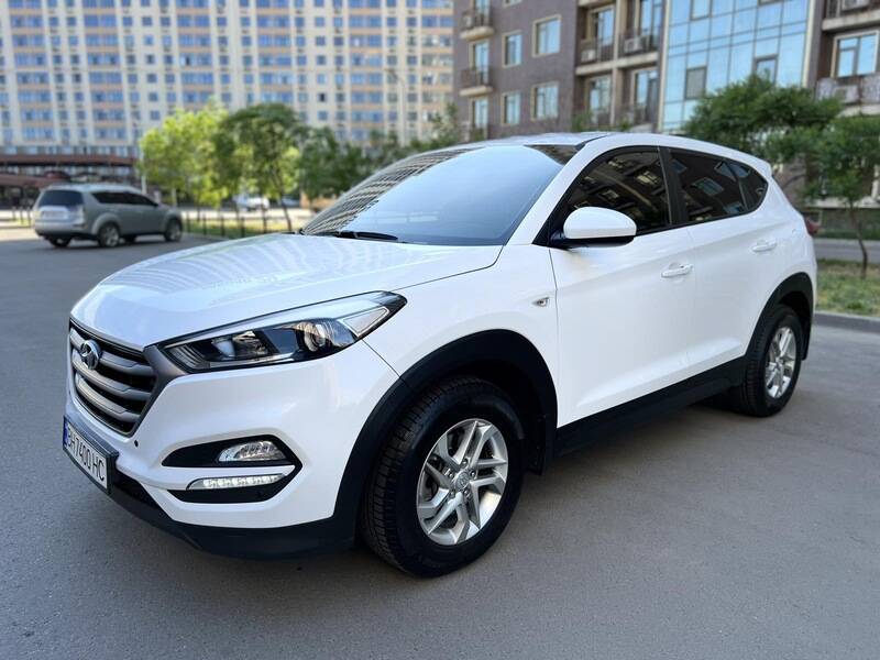 Срочная продажа авто Hyundai Tucson фото 19