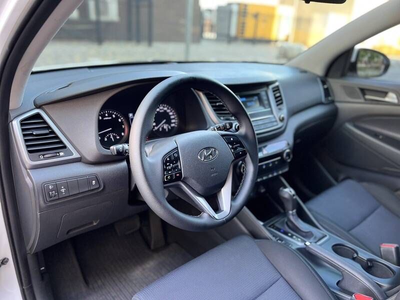 Срочная продажа авто Hyundai Tucson фото 13