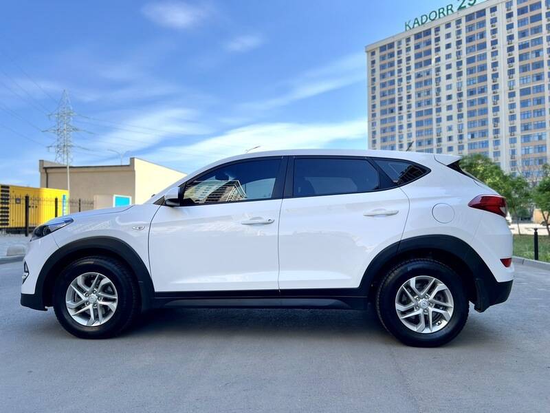Срочная продажа авто Hyundai Tucson фото 7
