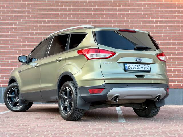 Срочная продажа авто Ford Kuga фото 7