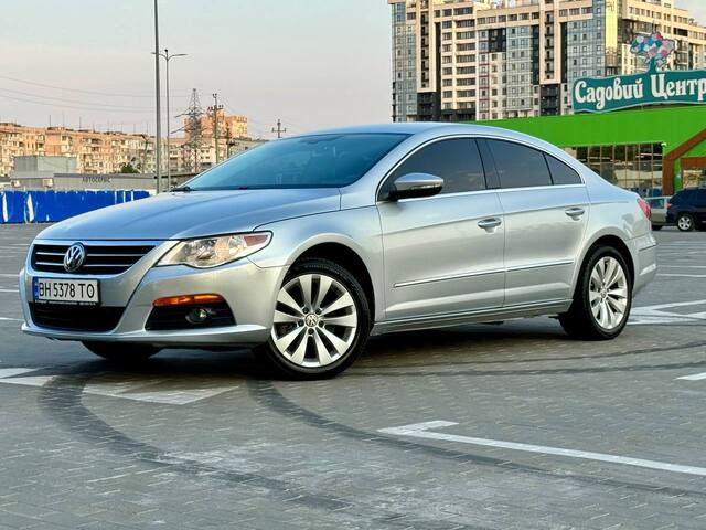 Срочная продажа авто Volkswagen Passat CC фото 6