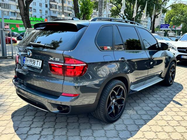 Срочная продажа авто Bmw x5 фото 7