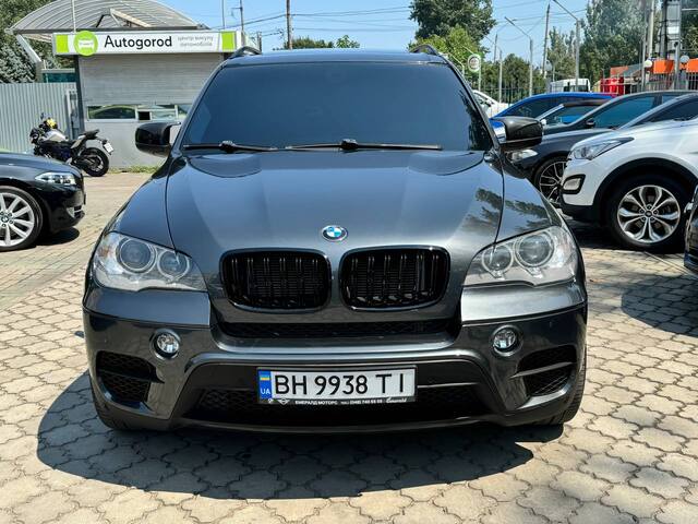 Срочная продажа авто Bmw x5 фото 5