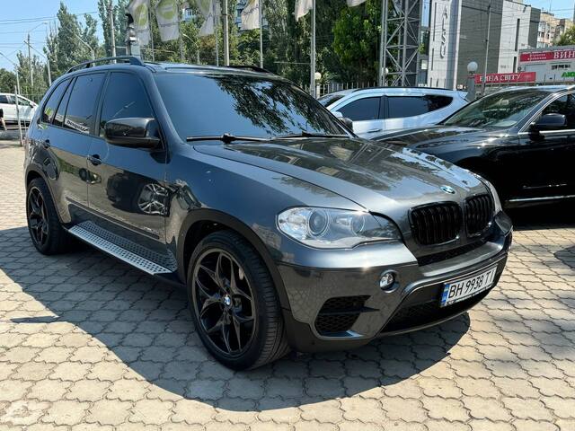 Срочная продажа авто Bmw x5 фото 4