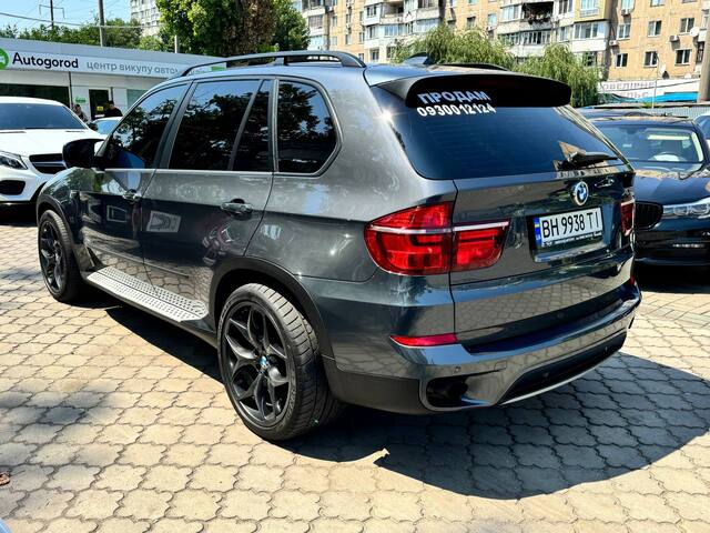 Срочная продажа авто Bmw x5 фото 2