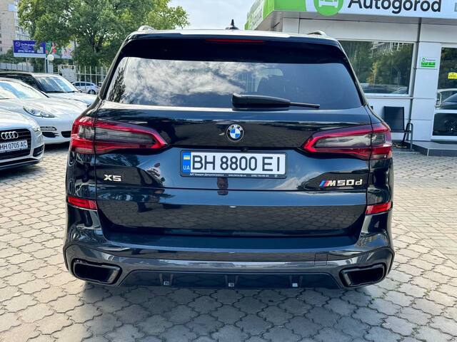 Срочная продажа авто Bmw X5 M50D  фото 9