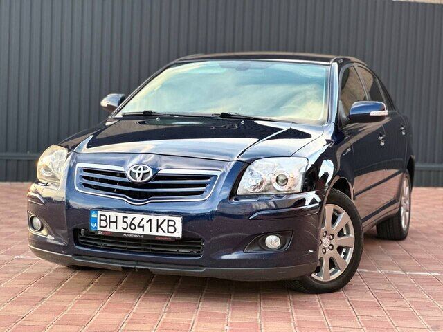 Срочная продажа авто Toyota Avensis фото 7