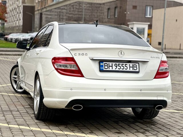 Срочная продажа авто Mercedes-Benz C-class фото 4