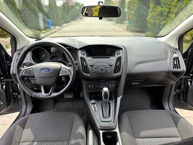 Срочная продажа авто Ford Focus фото 4