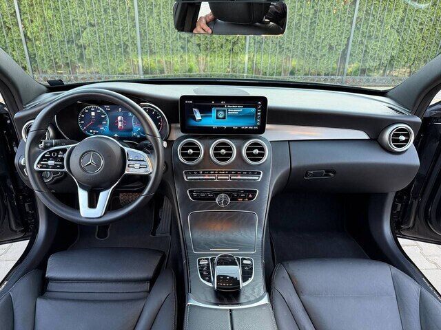 Срочная продажа авто Mercedes-Benz C300 фото 5