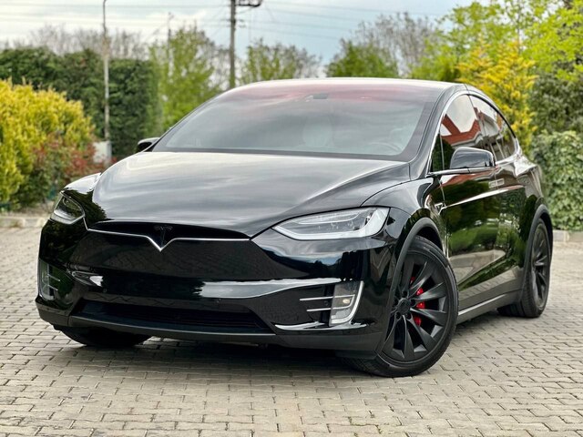 Срочная продажа авто Tesla Model X P100d фото 1