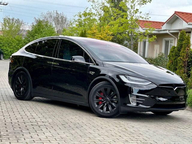 Срочная продажа авто Tesla Model X P100d фото 5