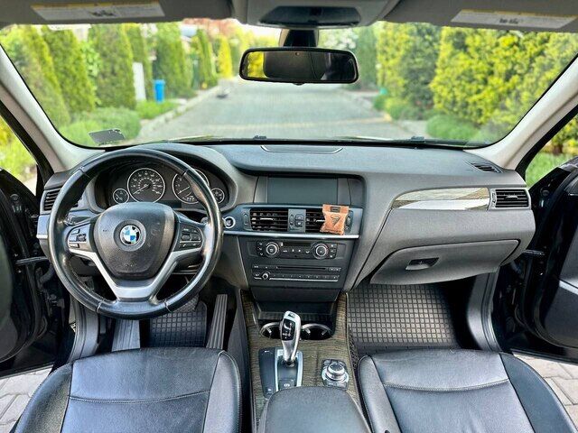 Срочная продажа авто BMW X3 F25 X Drive фото 2