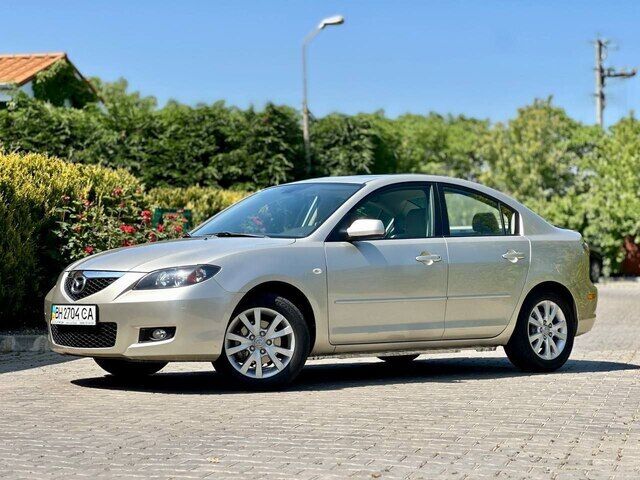 Срочная продажа авто Mazda 3 фото 4