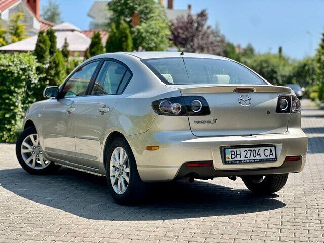 Срочная продажа авто Mazda 3 фото 3