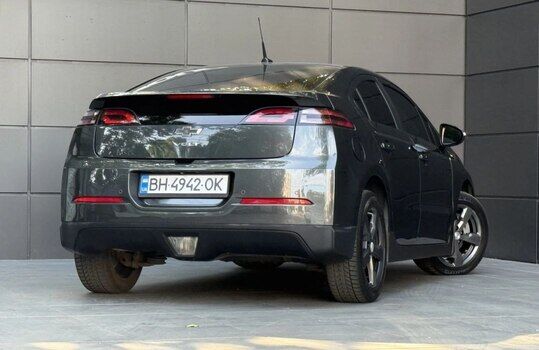 Срочная продажа авто Chevrolet Volt фото 8
