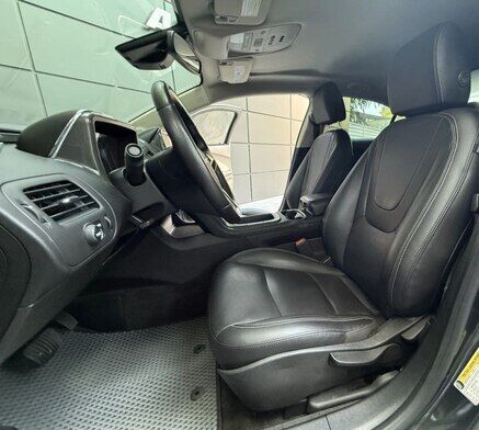 Срочная продажа авто Chevrolet Volt фото 5