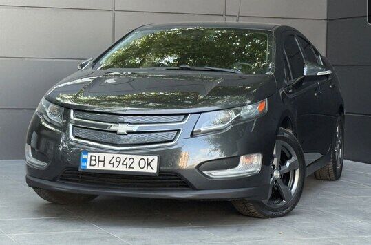 Срочная продажа авто Chevrolet Volt фото 4