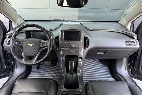Срочная продажа авто Chevrolet Volt фото 2