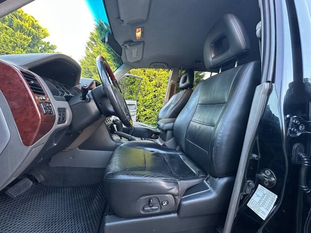 Срочная продажа авто Mitsubishi Pajero Wagon фото 6