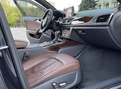 Срочная продажа авто Audi A6 фото 8