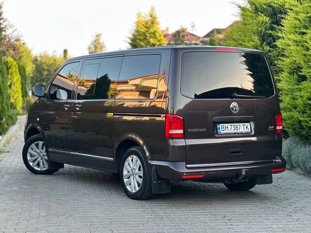 Срочная продажа авто Volkswagen Multivan фото 3