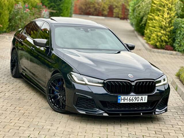 Срочная продажа авто BMW M550i xDrive фото 3