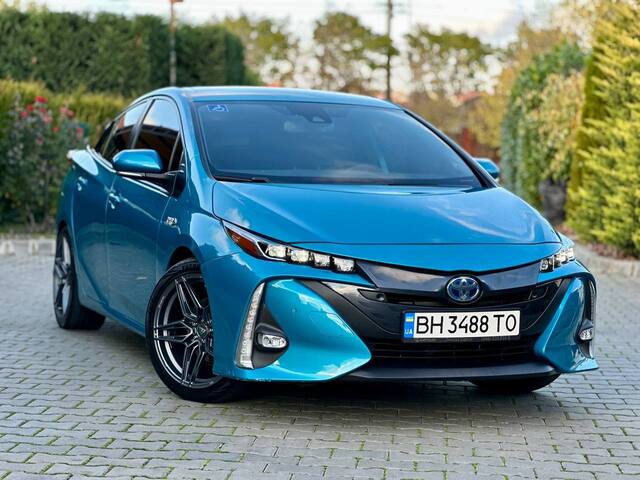 Срочная продажа авто Toyota Prius фото 6