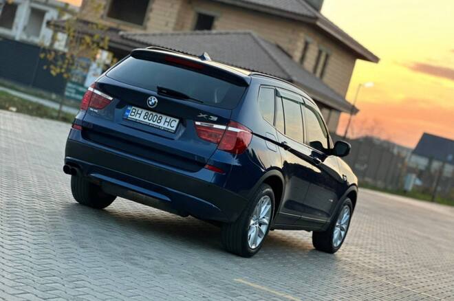 Срочная продажа авто BMW X3 фото 5