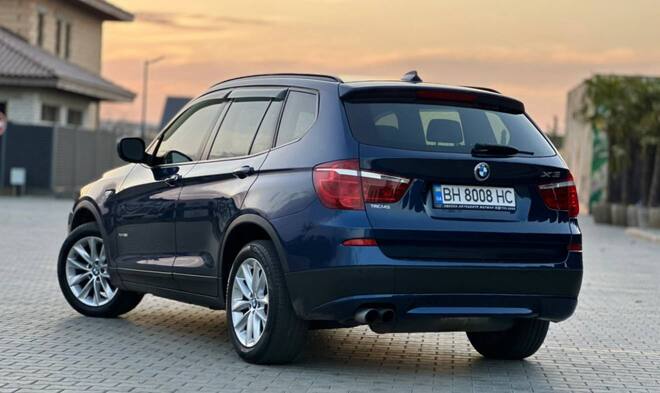 Срочная продажа авто BMW X3 фото 4